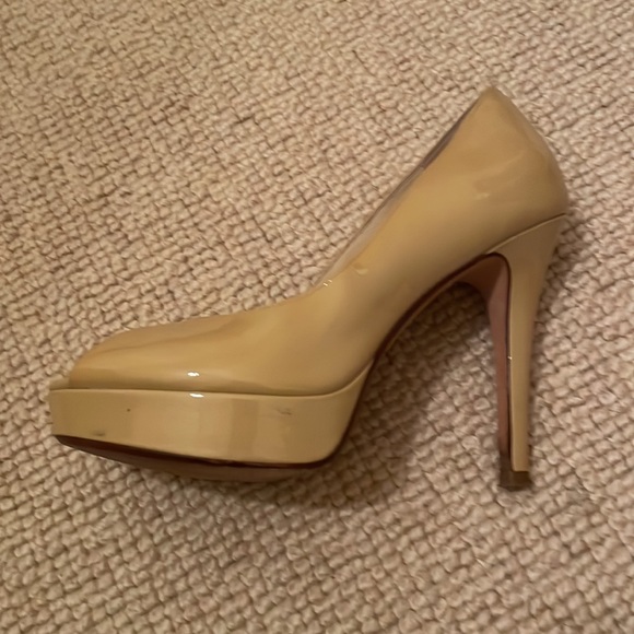 Cole Haan and Nike Air women’s size 5 1/2 patent leather open toe platform pumps - Picture 2 of 6